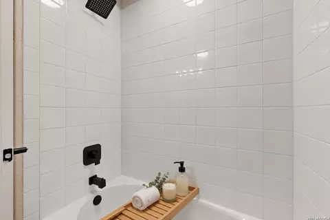 Bath - 560 Chaco Loop, Seguin, TX 78155 photo 5 of 5