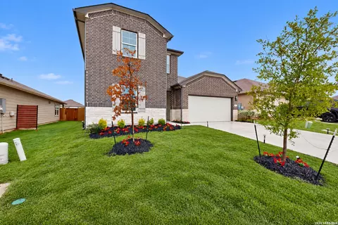 Exterior - 560 Chaco Loop, Seguin, TX 78155 photo 2 of 7