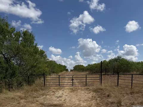 759 County Road 248, Falls City, TX 78113