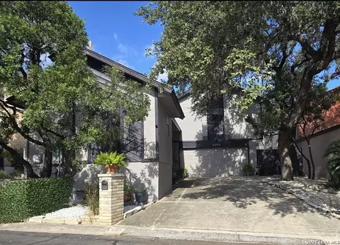 3479 Wellsprings Dr, San Antonio, TX 78230