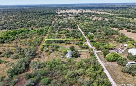 117 Ryan Rd, Refugio, TX 78377 photo 7