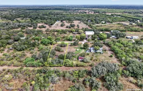 117 Ryan Rd, Refugio, TX 78377 photo 9