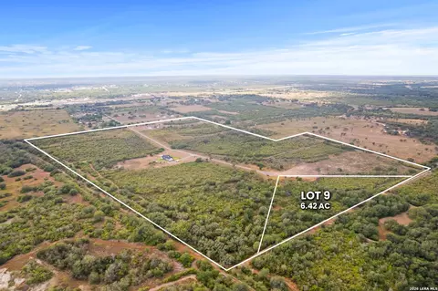 0 Paisano Trl #LOT 9, Beeville, TX 78102