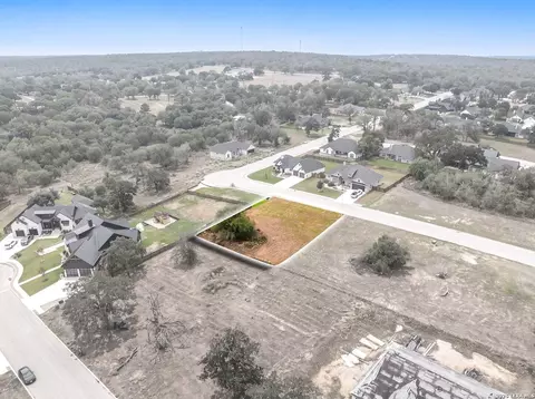 117 Ash Pkwy, La Vernia, TX 78121