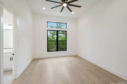 Bedroom - 430 Arthur Ct, Spring Branch, TX 78070 photo 4 of 6