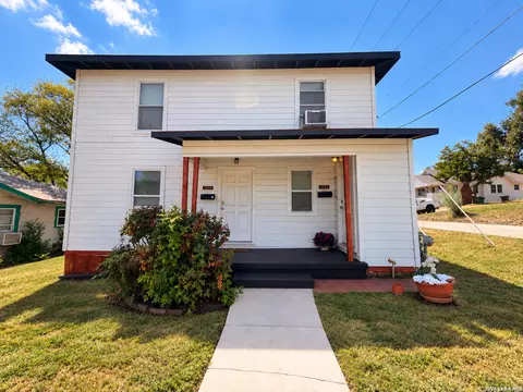 1448 W Summit Ave, San Antonio, TX 78201