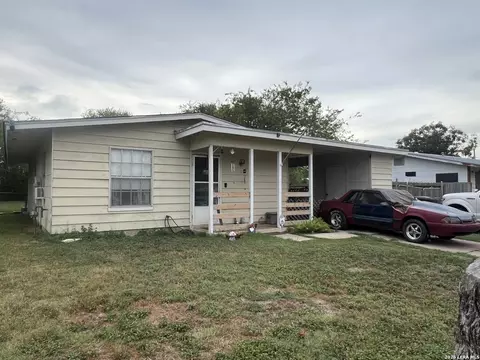 7411 Spur Valley St, San Antonio, TX 78242