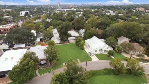 328 Albany St, Alamo Heights, TX 78209