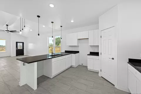 Kitchen - 815 E Fm 462, Moore, TX 78057 photo 2 of 2