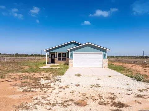 Exterior - 815 E Fm 462, Moore, TX 78057 photo 2 of 7