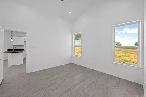 Other - 815 E Fm 462, Moore, TX 78057 photo 3 of 10