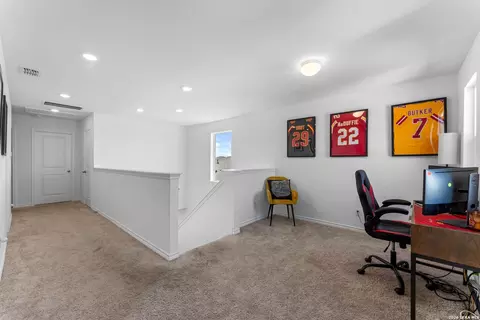 Entry Way - 4646 Nightstar, Von Ormy, TX 78073 photo 4 of 4