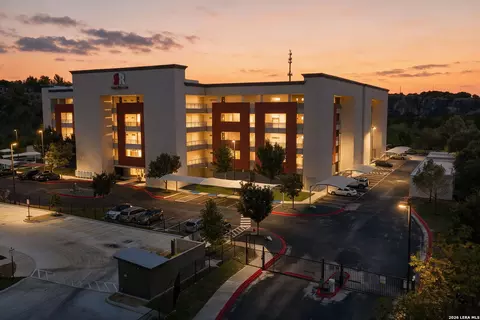 17902 La Cantera UNIT 503, San Antonio, TX 78257