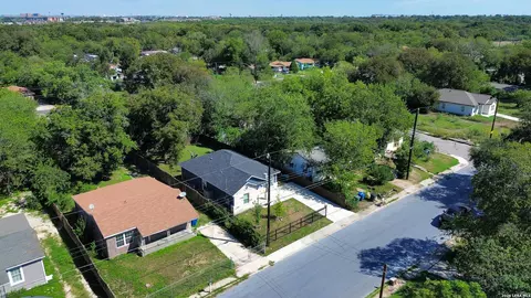 551 Ferris Ave, San Antonio, TX 78220
