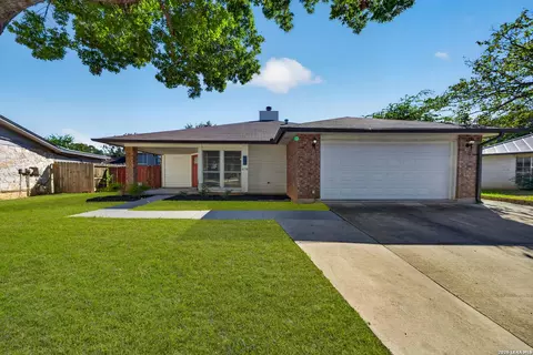 6138 Lyngrove St, San Antonio, TX 78249