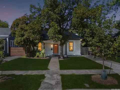 909 Hays St, San Antonio, TX 78202