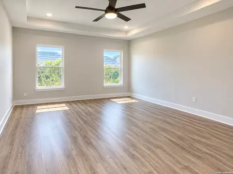 9226 Echo Prt, San Antonio, TX 78242