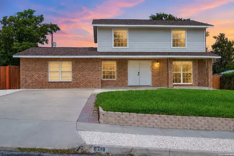 6219 Warhawk St, San Antonio, TX 78238
