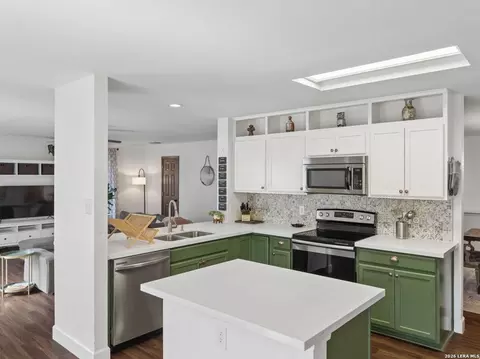 9632 Dover Rdg, San Antonio, TX 78250