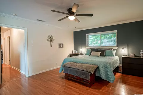 Bedroom - 622 Sunhaven Dr, Windcrest, TX 78239 photo 1 of 5