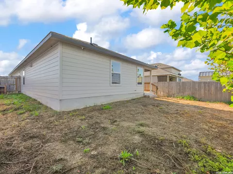 Exterior - 15515 Cardamom Cv, Von Ormy, TX 78073 photo 2 of 3