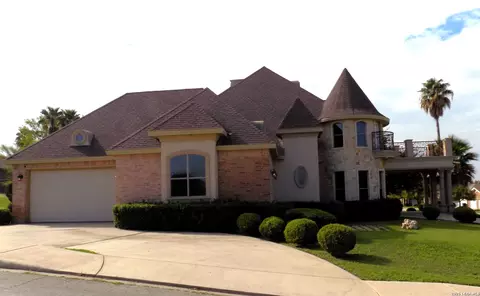 1691 Rio Dr, Eagle Pass, TX 78852 photo 4