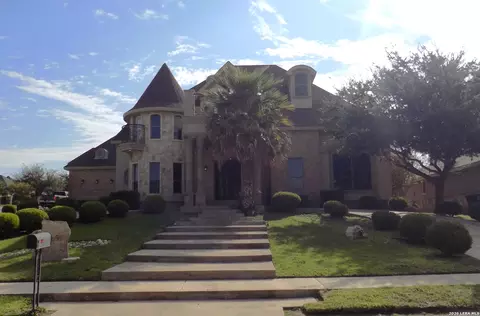 1691 Rio Dr, Eagle Pass, TX 78852 photo 5