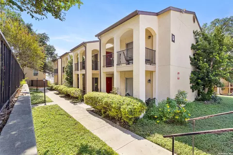 8702 Village Dr #503, San Antonio, TX 78217