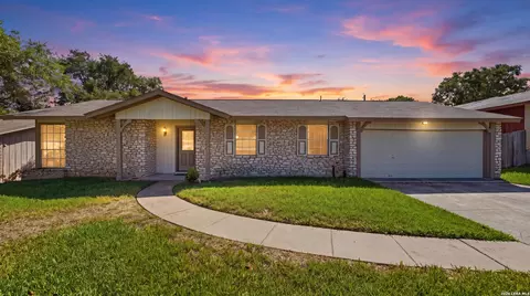 5710 Prentiss Dr, San Antonio, TX 78240