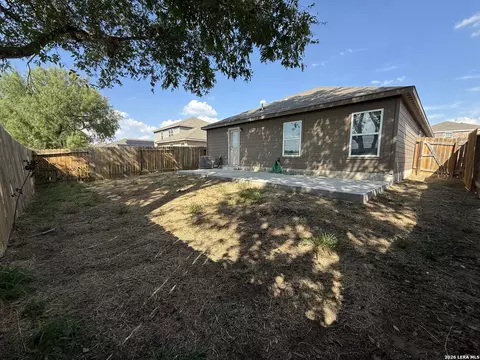 Exterior - 15023 Harbor Lndg, Von Ormy, TX 78073 photo 3 of 3