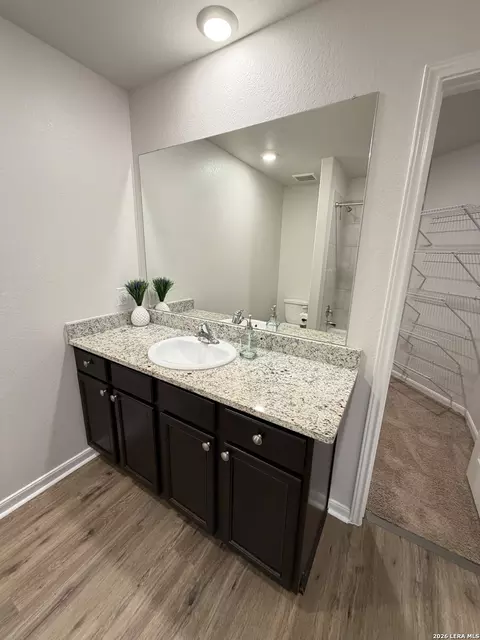 Bath - 15023 Harbor Lndg, Von Ormy, TX 78073 photo 2 of 6