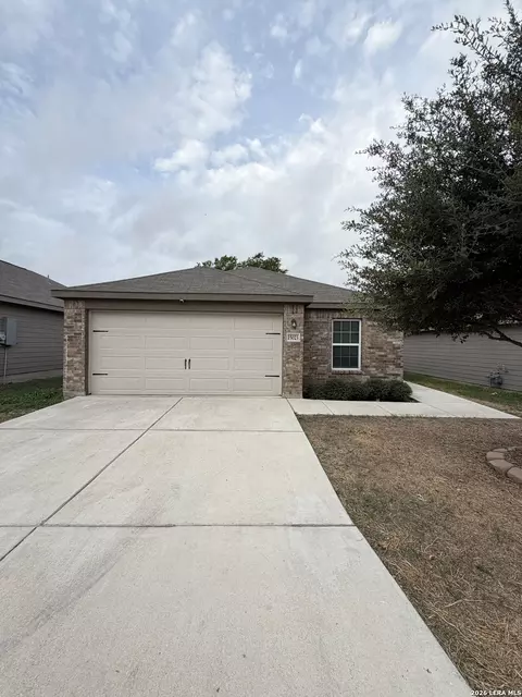 Exterior - 15023 Harbor Lndg, Von Ormy, TX 78073 photo 2 of 3