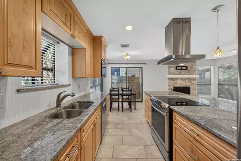 4839 Brandeis St #1114-K, San Antonio, TX 78249