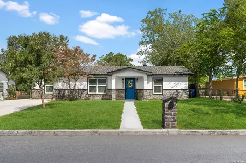 323 Pinehurst Blvd, San Antonio, TX 78221