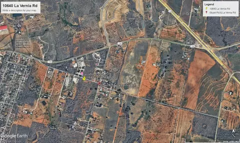 10640 La Vernia Rd, Adkins, TX 78101