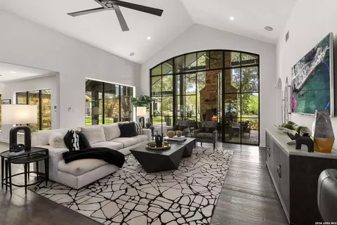 Living - 232 State Highway 46 E, Boerne, TX 78006 photo 5 of 8