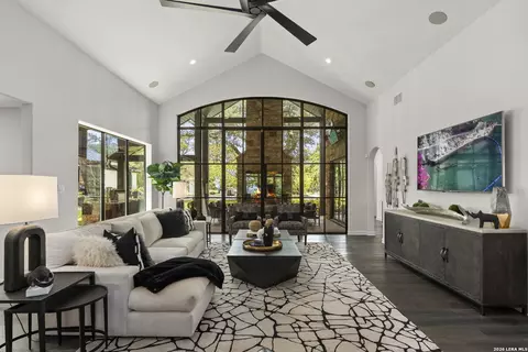 Living - 232 State Highway 46 E, Boerne, TX 78006 photo 6 of 8