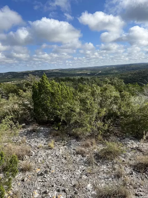 26 Cr 630 # A, Rocksprings, TX 78880
