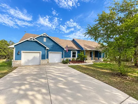 721 Hilltop Rdg, New Braunfels, TX 78132