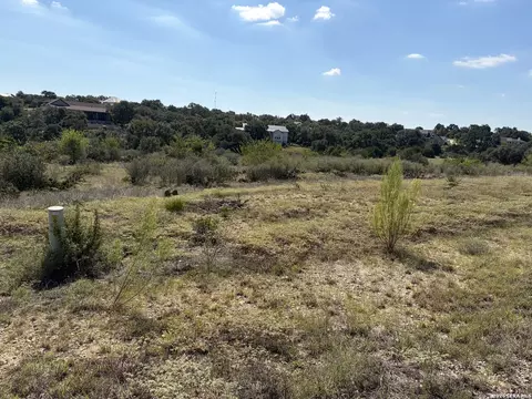 1380 Bordeaux, New Braunfels, TX 78132