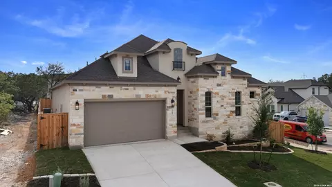 165 Allin Oaks, Universal City, TX 78148