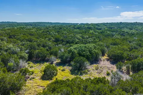 1850 Pr 2331, Hondo, TX 78861