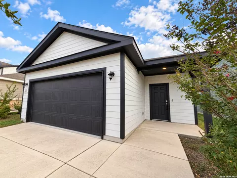 4422 Chandler Rd #24, San Antonio, TX 78222