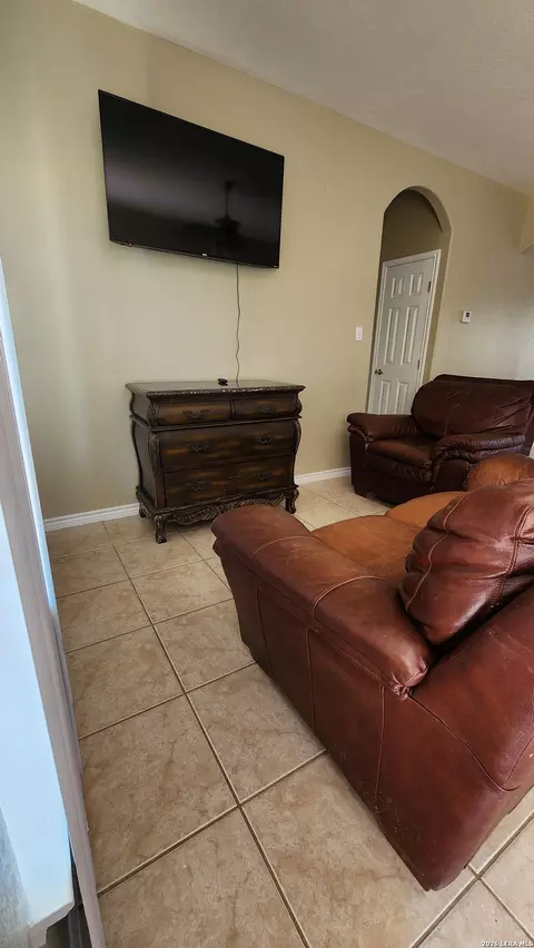 Living - 1901 Lindburgh Cir, Eagle Pass, TX 78852 photo 1 of 2