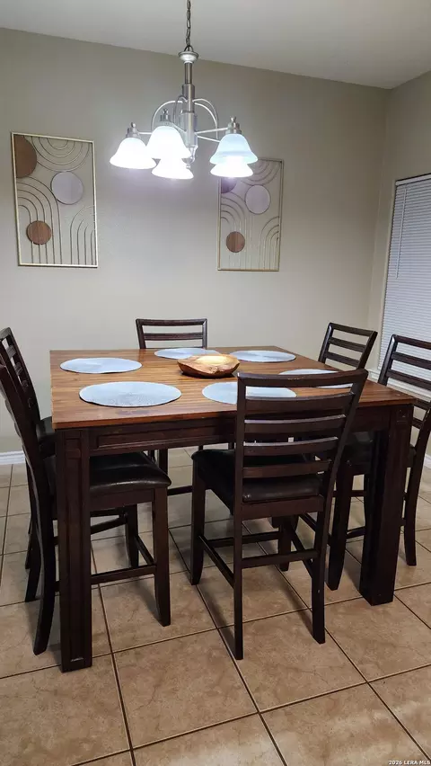 Dining - 1901 Lindburgh Cir, Eagle Pass, TX 78852 photo 1 of 7