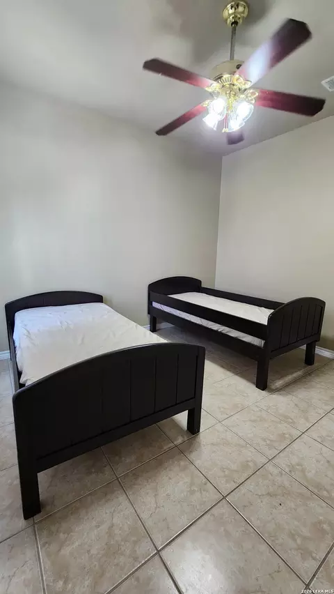 Bedroom - 1901 Lindburgh Cir, Eagle Pass, TX 78852 photo 5 of 6