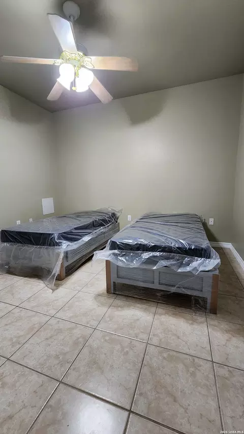 Bedroom - 1901 Lindburgh Cir, Eagle Pass, TX 78852 photo 6 of 6