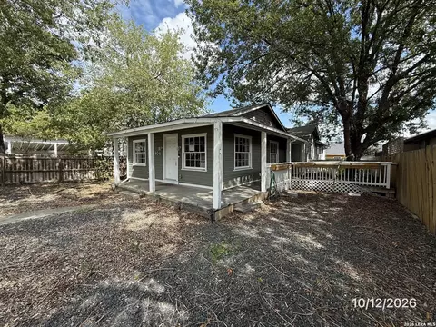 1804 N Hamilton St, San Antonio, TX 78201