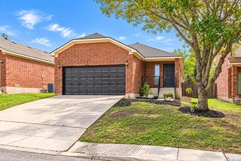 6530 Ithaca Fls, San Antonio, TX 78239