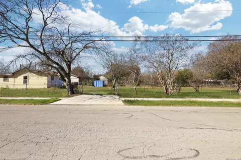 739 Bernard, San Antonio, TX 78221